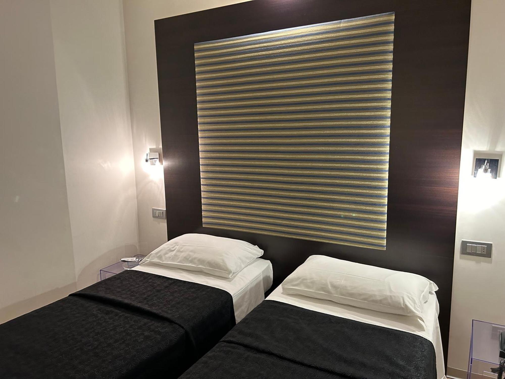 Hotel Perla - The Storyhoteller Riccione Exterior foto